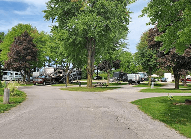 spacious-well-maintained-sites spacious-well-maintained-sites