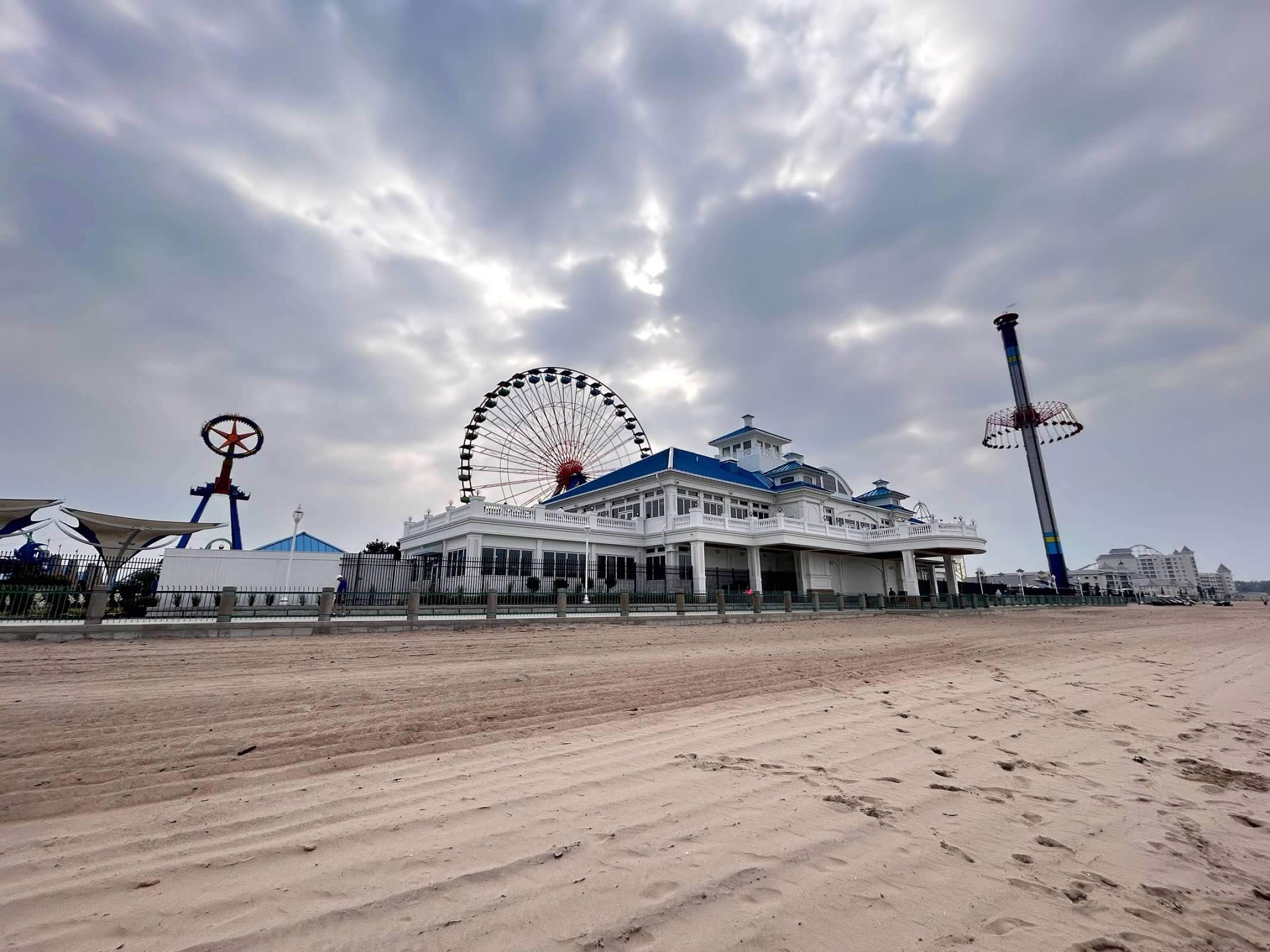 img-cedar-point-family-friends